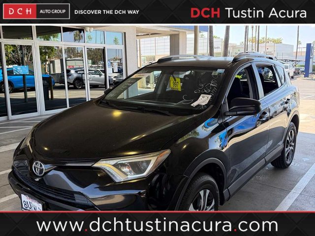 2016 Toyota RAV4 LE FWD photo