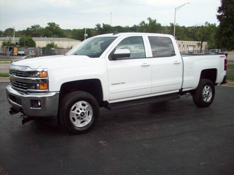 2016 Chevrolet Silverado 2500HD LT 4WD photo