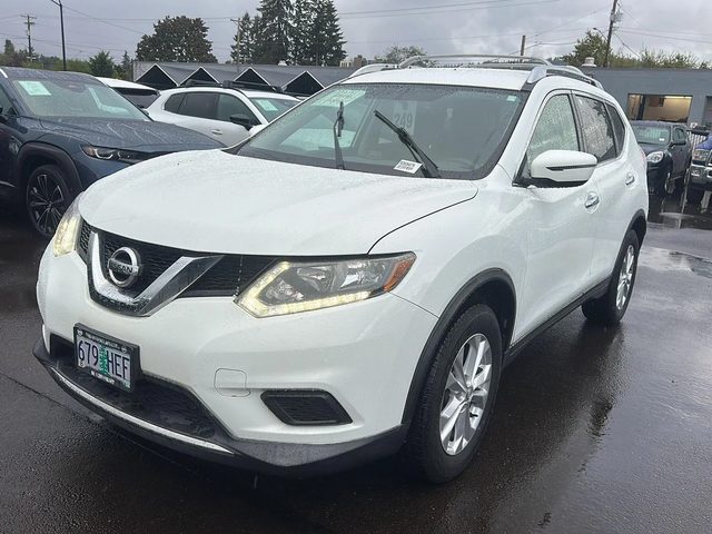 2016 Nissan Rogue SV AWD photo