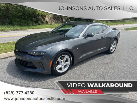 2017 Chevrolet Camaro 1LT RWD photo