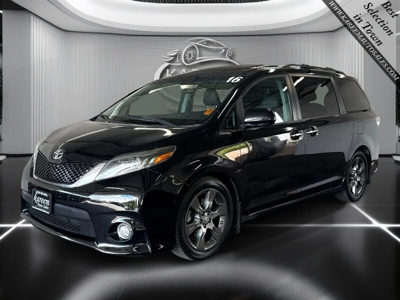 2016 Toyota Sienna SE FWD photo