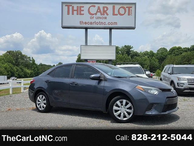 2016 Toyota Corolla LE FWD photo