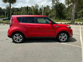 2015 Kia Soul + FWD photo