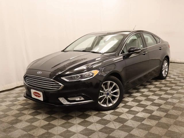 2017 Ford Fusion SE FWD photo