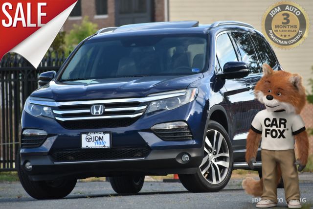 2016 Honda Pilot Touring AWD photo