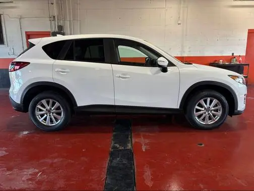 2016 Mazda CX-5 Touring AWD photo