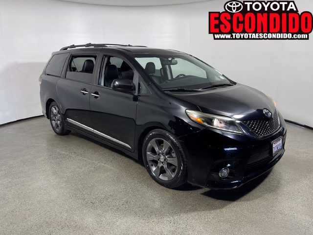 2016 Toyota Sienna SE Premium FWD photo