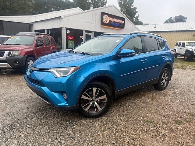 2016 Toyota RAV4 XLE FWD photo