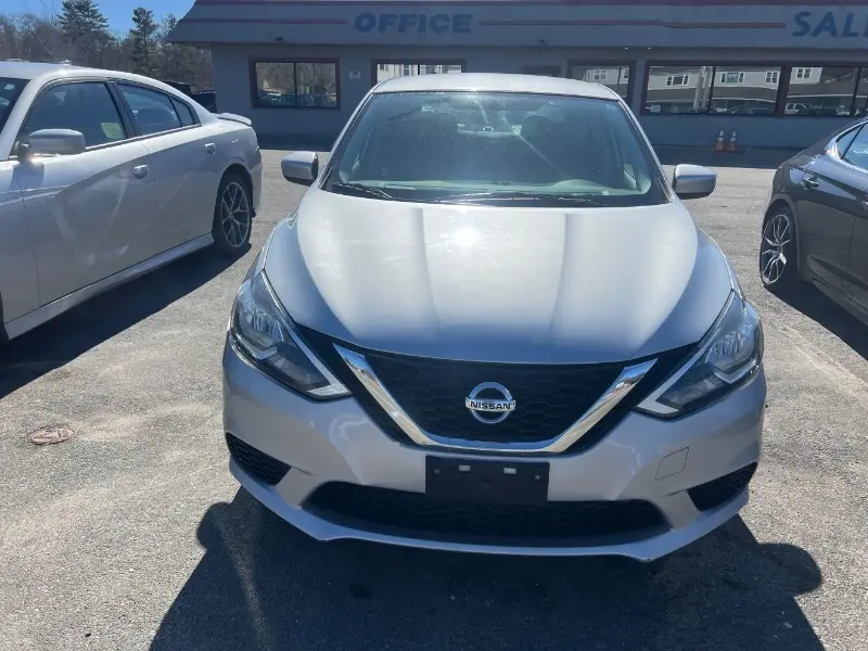 2016 Nissan Sentra SV FWD photo