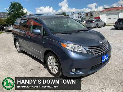 2016 Toyota Sienna XLE AWD photo