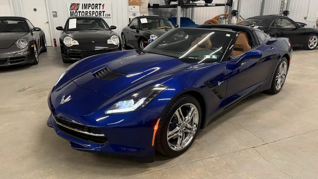 2017 Chevrolet Corvette 2LT RWD photo