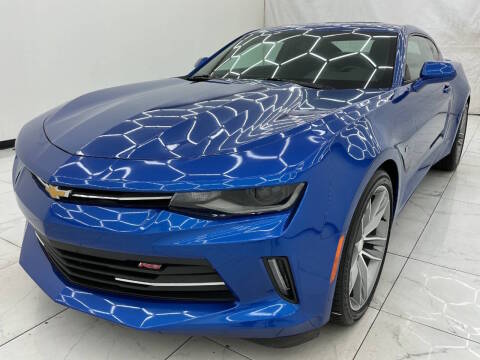 2017 Chevrolet Camaro 1LT RWD photo