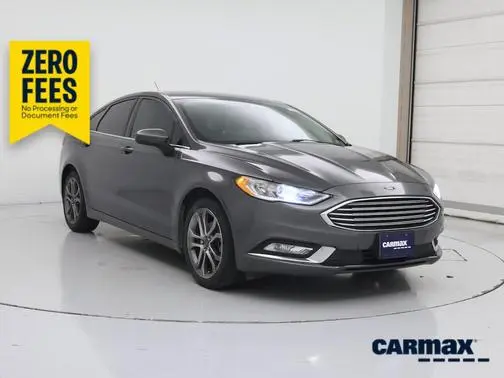 2017 Ford Fusion SE FWD photo