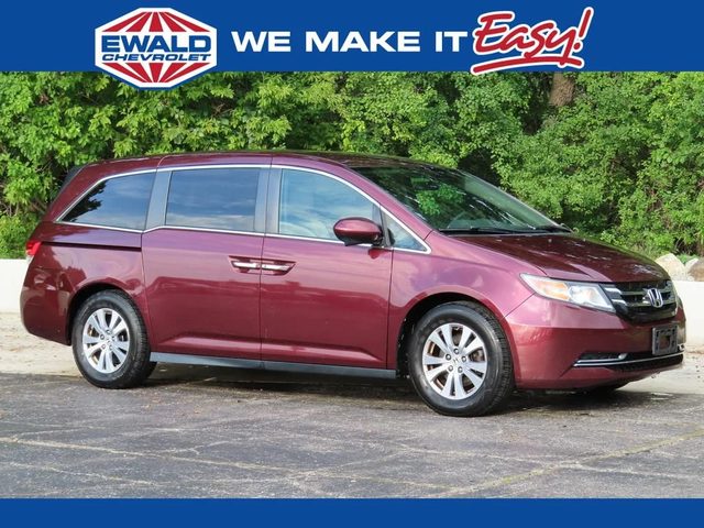 2016 Honda Odyssey SE FWD photo