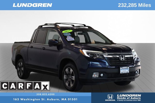 2017 Honda Ridgeline RTL-T AWD photo