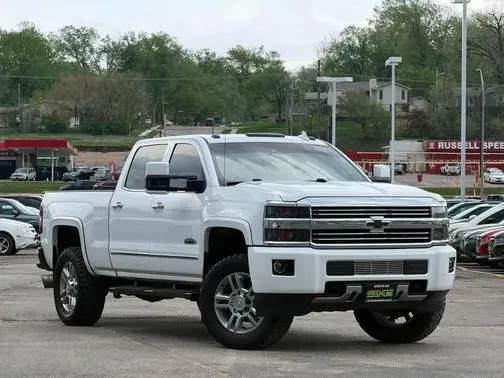 2016 Chevrolet Silverado 2500HD High Country 4WD photo