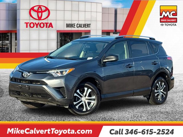 2016 Toyota RAV4 LE FWD photo