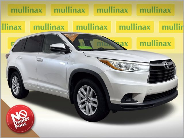 2016 Toyota Highlander LE FWD photo