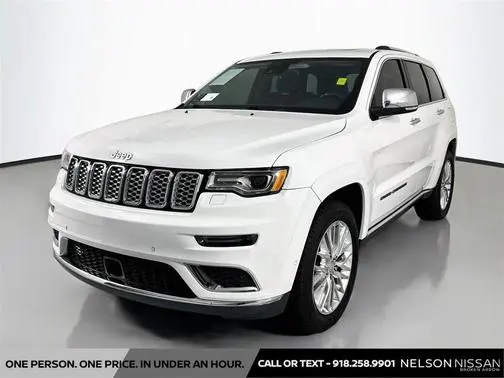 2017 Jeep Grand Cherokee Summit 4WD photo