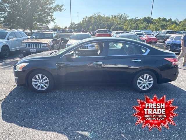 2015 Nissan Altima 2.5 S FWD photo