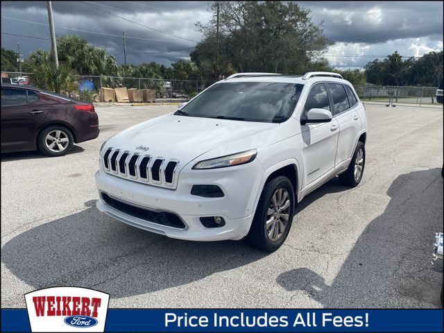 2017 Jeep Cherokee Overland 4WD photo