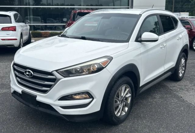 2017 Hyundai Tucson SE AWD photo