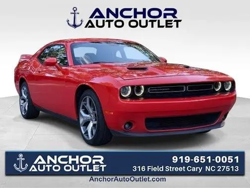 2016 Dodge Challenger SXT Plus RWD photo
