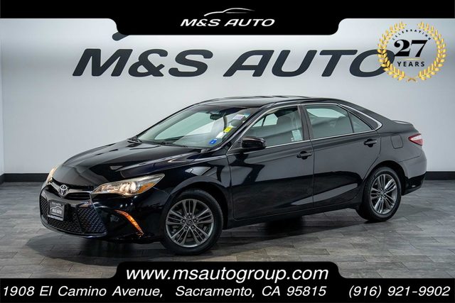2017 Toyota Camry SE FWD photo