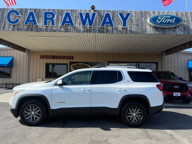 2017 GMC Acadia SLT FWD photo