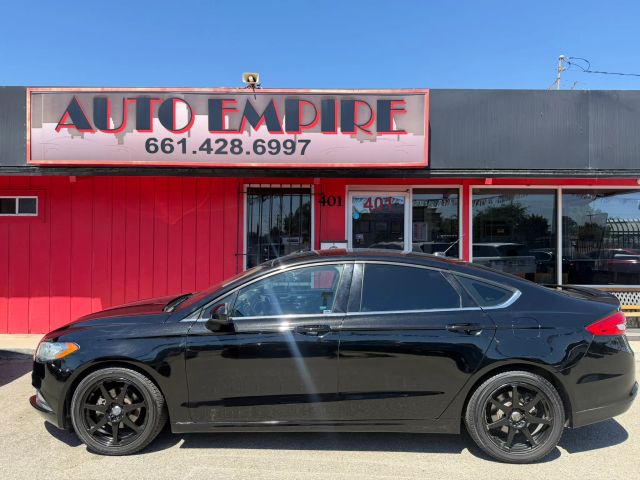 2017 Ford Fusion SE FWD photo