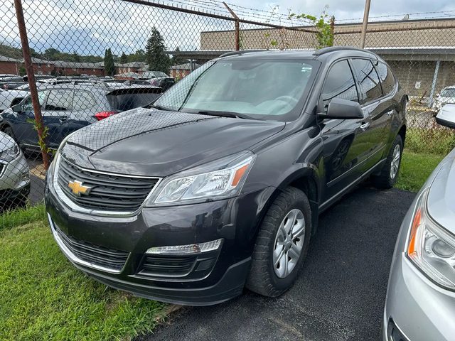 2017 Chevrolet Traverse LS AWD photo