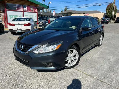 2016 Nissan Altima 2.5 SV FWD photo