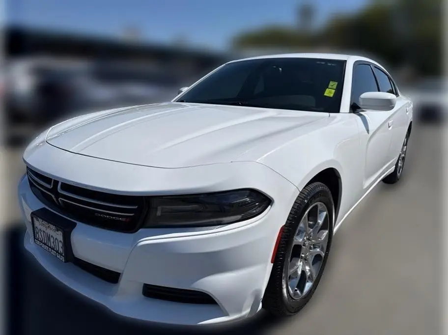 2016 Dodge Charger SE AWD photo