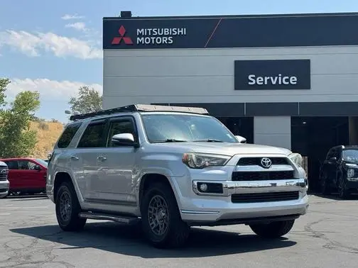 2016 Toyota 4Runner Limited 4WD photo