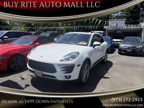 2017 Porsche Macan AWD photo