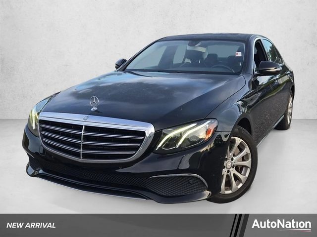 2017 Mercedes-Benz E-Class E 300 Luxury RWD photo