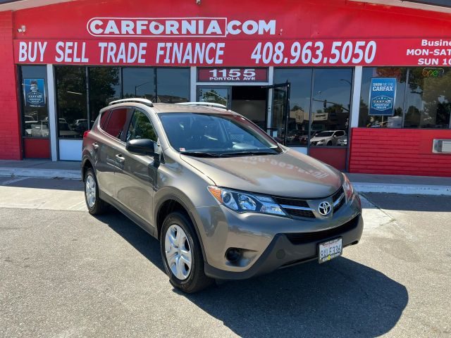 2015 Toyota RAV4 LE FWD photo