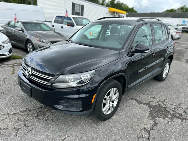 2017 Volkswagen Tiguan S AWD photo
