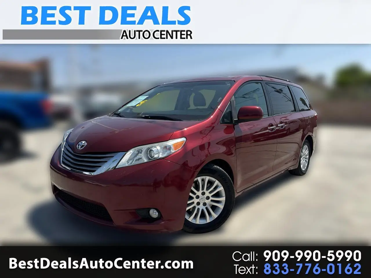 2017 Toyota Sienna XLE FWD photo