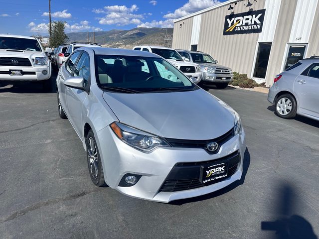 2016 Toyota Corolla LE Plus FWD photo