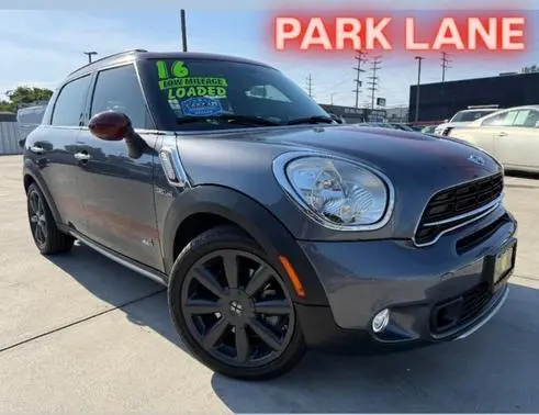 2016 MINI Countryman S AWD photo