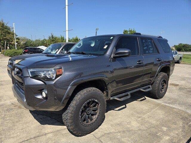 2016 Toyota 4Runner Trail 4WD photo
