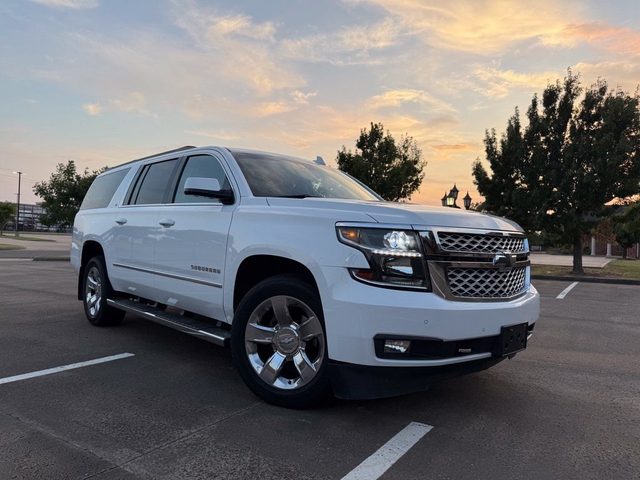 2016 Chevrolet Suburban LT 4WD photo