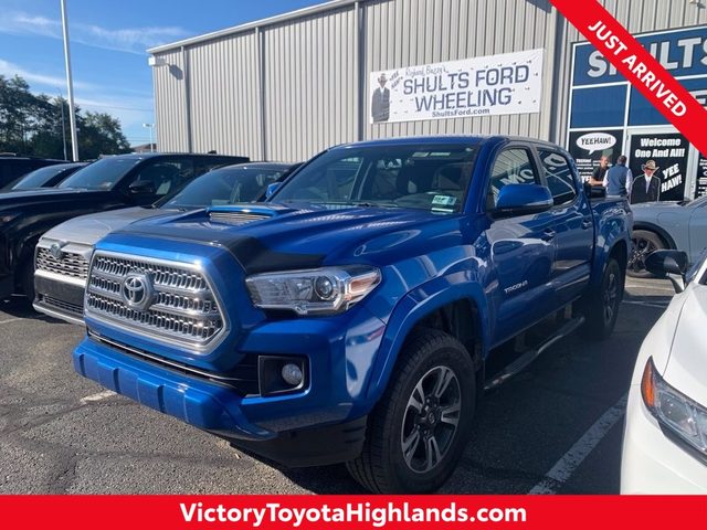 2017 Toyota Tacoma TRD Sport 4WD photo