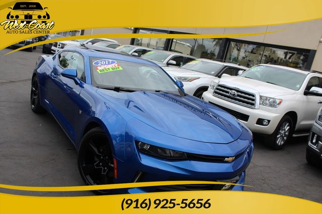 2017 Chevrolet Camaro 2LT RWD photo