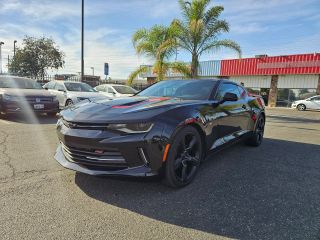 2017 Chevrolet Camaro 2LT RWD photo
