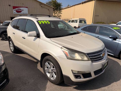 2017 Chevrolet Traverse LT FWD photo