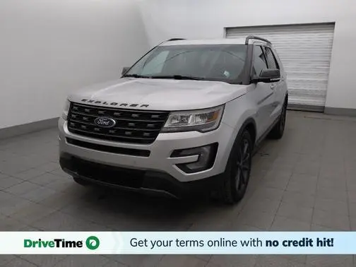 2017 Ford Explorer XLT FWD photo