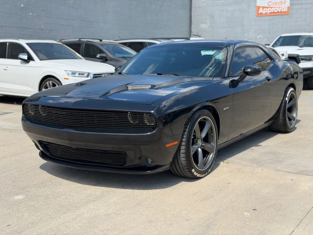2015 Dodge Challenger R/T RWD photo