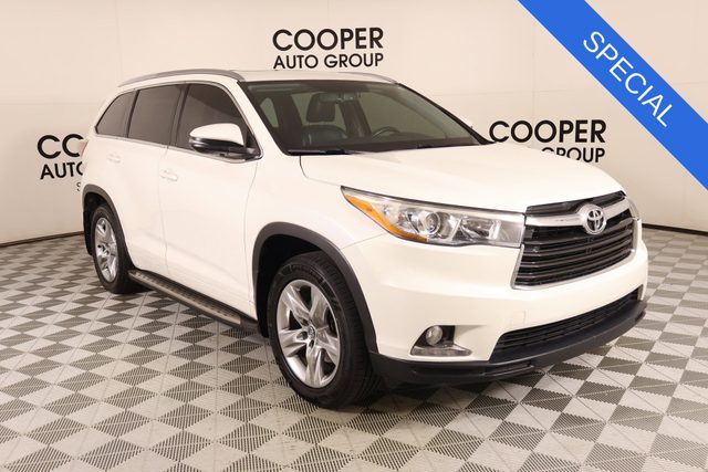 2016 Toyota Highlander Limited FWD photo